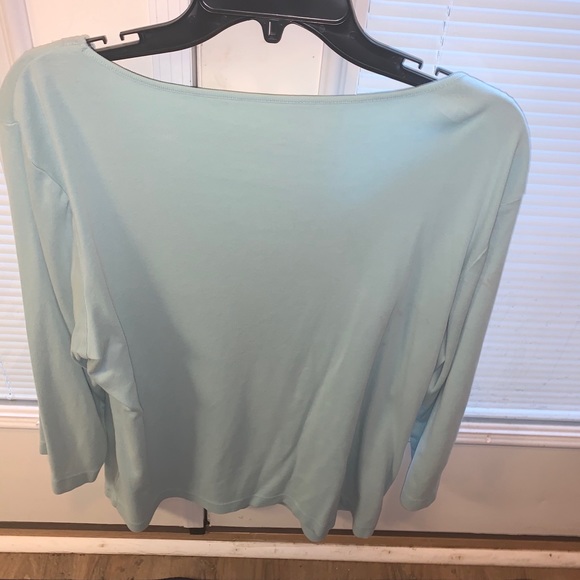 Van Heusen Blouse 👚 - Picture 3 of 3